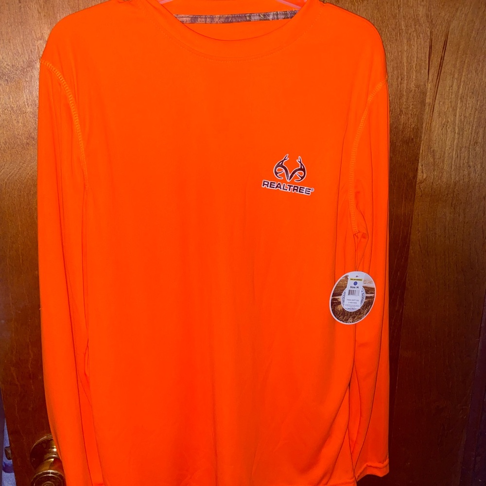 Realtree medium long sleeve bright orange shirt